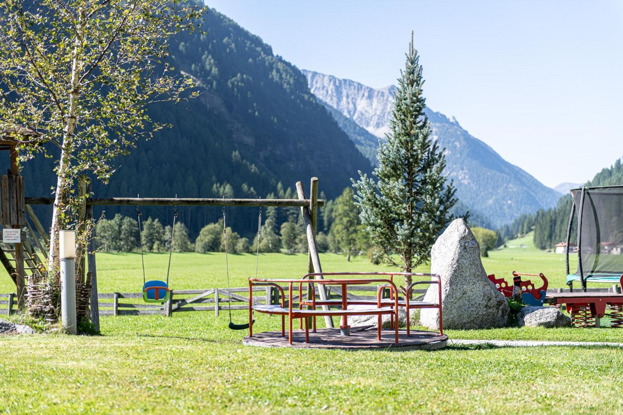 Hotel Bacher Riva di Tures Zewnętrze zdjęcie