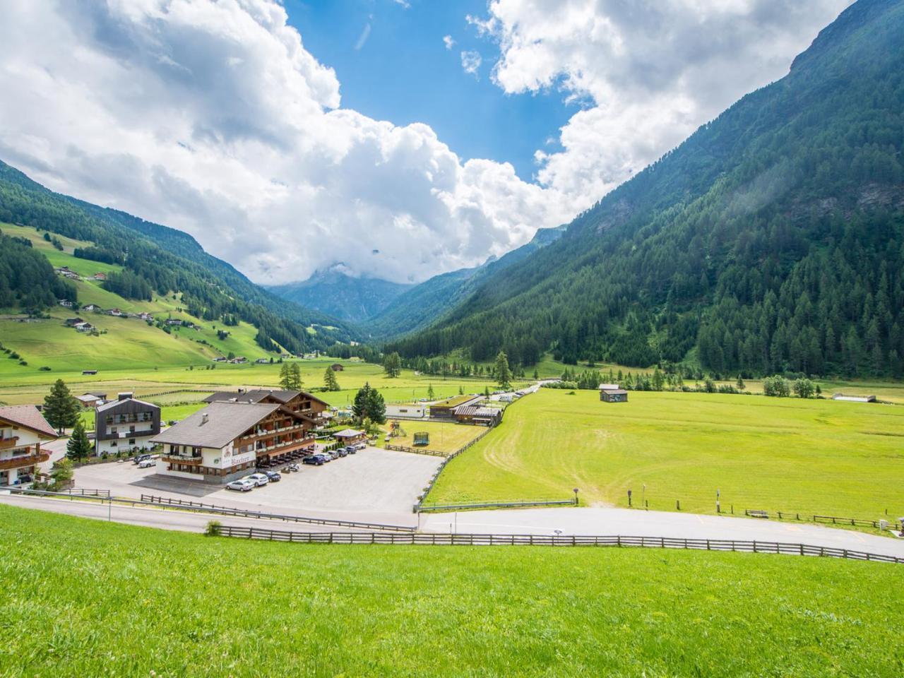 Hotel Bacher Riva di Tures Zewnętrze zdjęcie